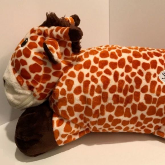 stuffies giraffe